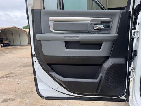 Used 2019 RAM 1500 Big Horn RWD image 18