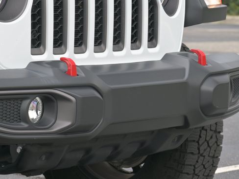Used 2023 Jeep Gladiator Rubicon w/ Cold Weather Group AWD/4WD image 39