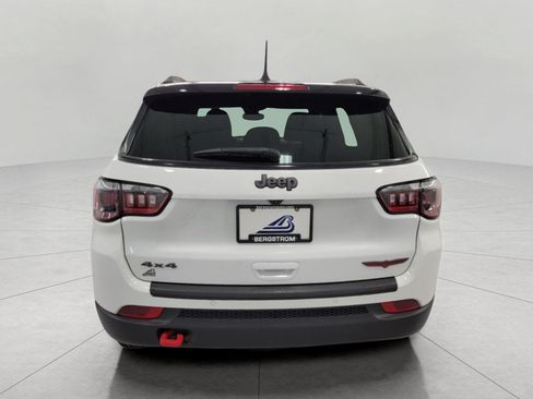 Used 2025 Jeep Compass Trailhawk AWD/4WD image 24