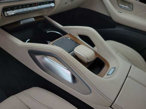 Used 2022 Mercedes-Benz GLE 350 4MATIC image 21