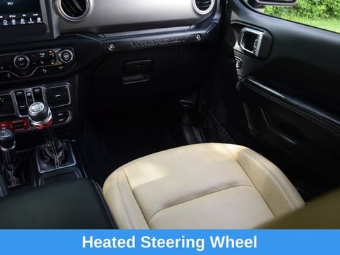 Used 2018 Jeep Wrangler Unlimited Rubicon w/ LED Lighting Group AWD/4WD image 14