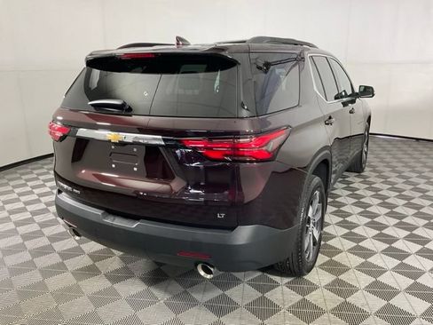 Used 2023 Chevrolet Traverse LT w/ LT Premium Package AWD/4WD image 8