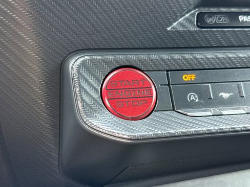 Used 2025 Ford Mustang Premium RWD image 24