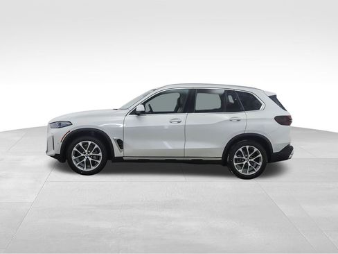 New 2026 BMW X5 xDrive40i w/ Climate Comfort Package image 2