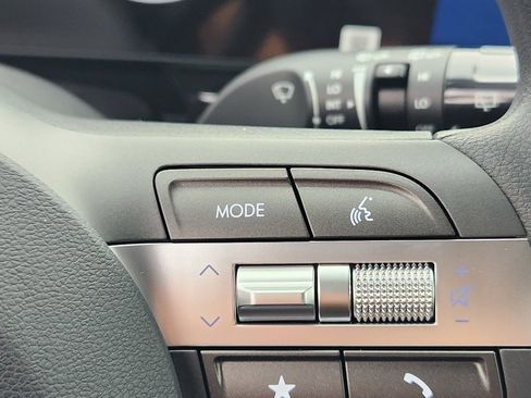 New 2026 Hyundai Kona SE image 19