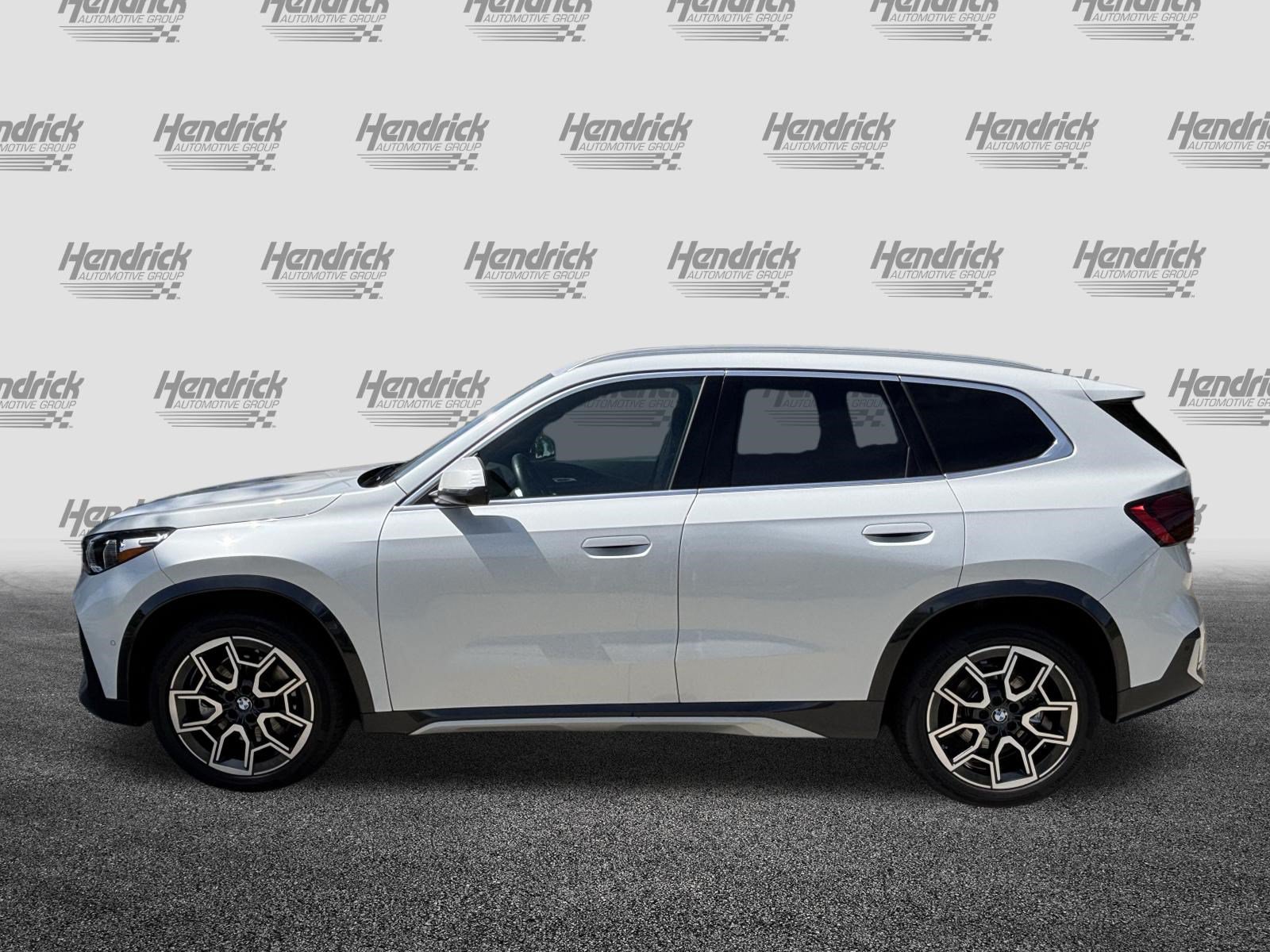 Certified 2025 BMW X1 xDrive28i AWD/4WD image 7