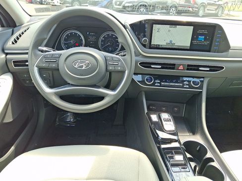 Certified 2023 Hyundai Sonata SEL w/ Cargo Package FWD image 11