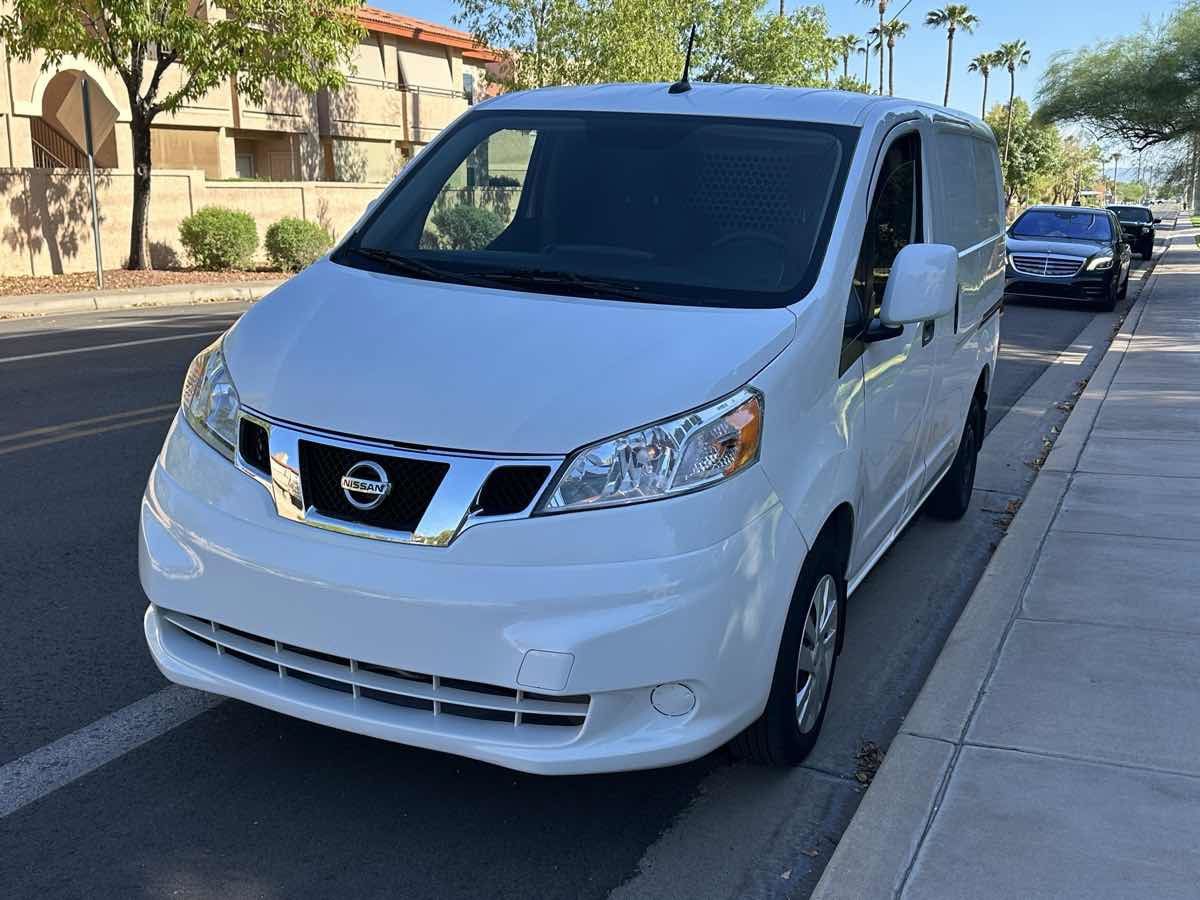 Used 2017 Nissan NV200 SV w/ Technology Package FWD image 4