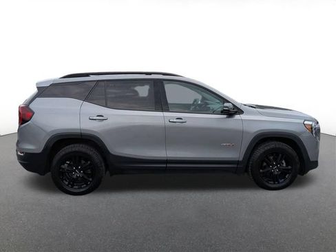 Used 2023 GMC Terrain AT4 AWD/4WD image 2