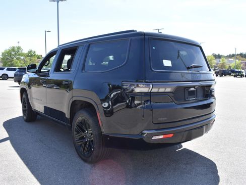 New 2026 Jeep Grand Wagoneer Limited AWD/4WD image 7