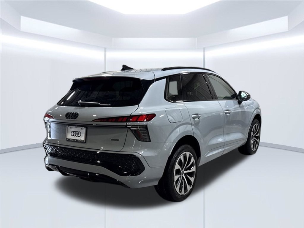 New 2026 Audi Q3 quattro 2.0T AWD/4WD image 5