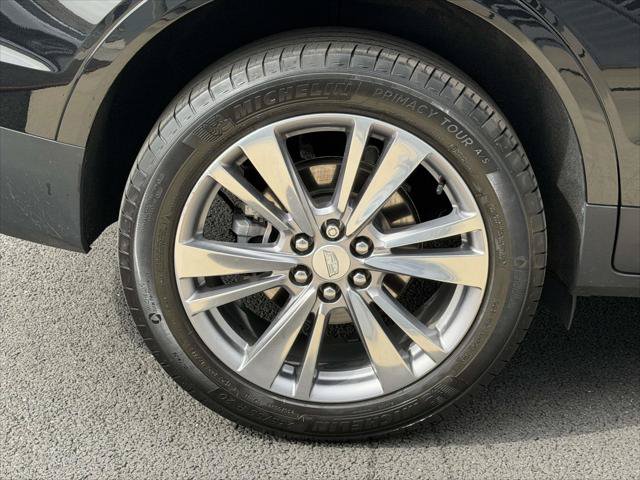 Used 2024 Cadillac XT5 Premium Luxury w/ LPO, Floor Liner Package AWD/4WD image 8