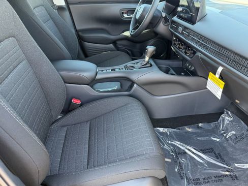 New 2026 Honda HR-V LX image 13