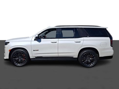 Certified 2024 Cadillac Escalade V AWD/4WD image 2