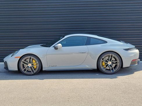 Used 2026 Porsche 911 Carrera 4 GTS AWD/4WD image 2
