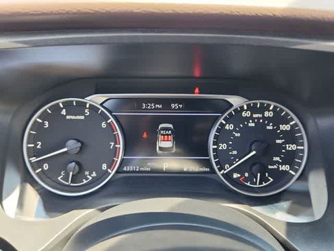 Used 2023 Nissan Rogue SV AWD/4WD image 26