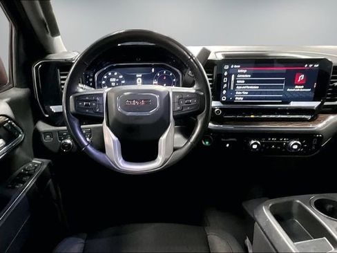 Used 2023 GMC Sierra 1500 Elevation image 9