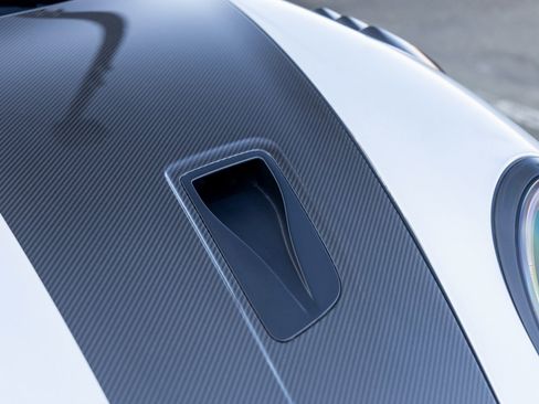 Certified 2018 Porsche 911 GT2 RS image 16