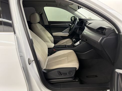 Used 2022 Audi Q3 2.0T Premium AWD/4WD image 30