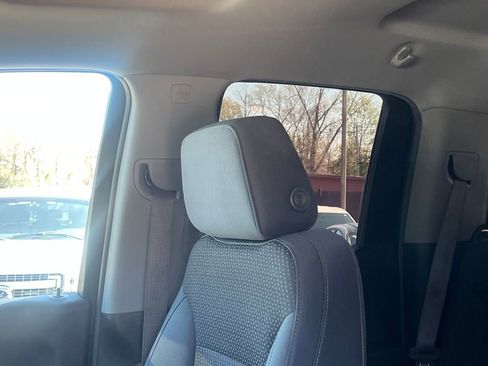 Used 2019 Chevrolet Silverado 1500 Custom w/ Custom Value Package AWD/4WD image 25