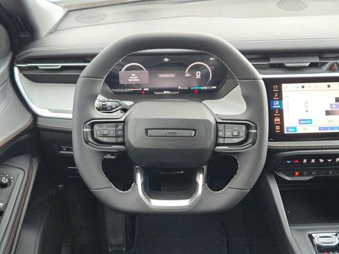 New 2026 Jeep Cherokee Limited image 16