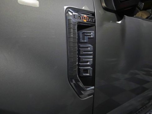 Used 2019 Ford F250 Lariat w/ Tow Technology Bundle AWD/4WD image 40