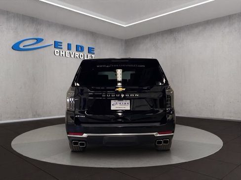 Used 2026 Chevrolet Suburban High Country AWD/4WD image 14