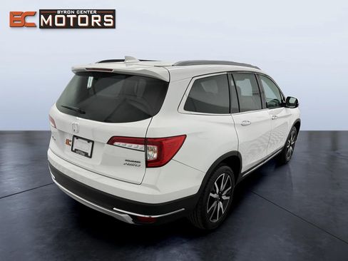 Used 2022 Honda Pilot Touring image 6