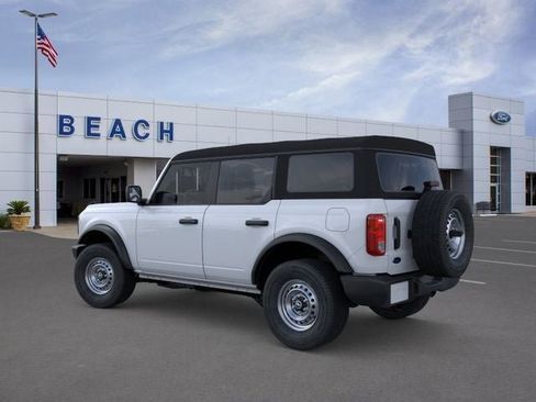 New 2025 Ford Bronco 4-Door AWD/4WD image 4