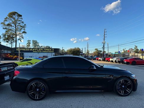 Used 2015 BMW M4 Convertible image 54