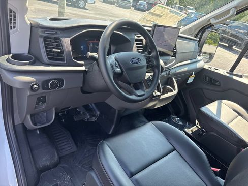 New 2026 Ford Transit 250 148 Medium Roof RWD image 13
