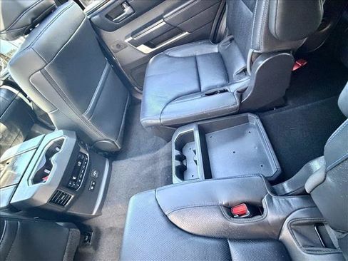 Certified 2024 Toyota Sequoia Platinum AWD/4WD image 16