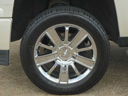 Used 2015 Chevrolet Silverado 1500 High Country AWD/4WD image 7