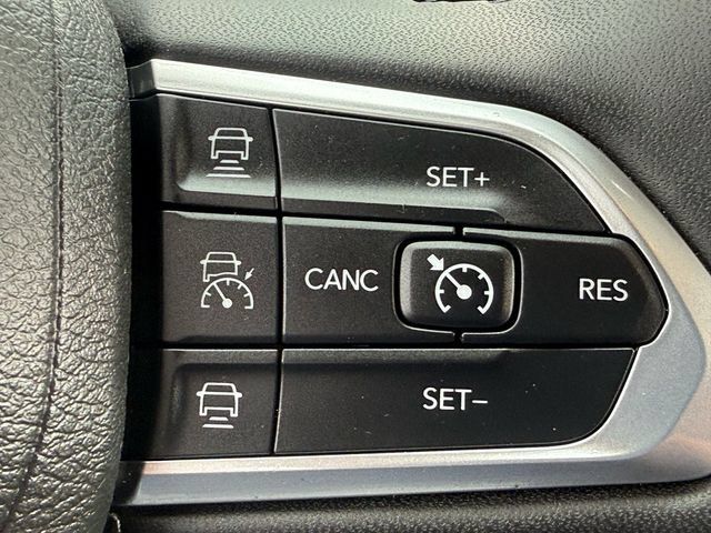 Used 2025 Jeep Compass Limited AWD/4WD image 14