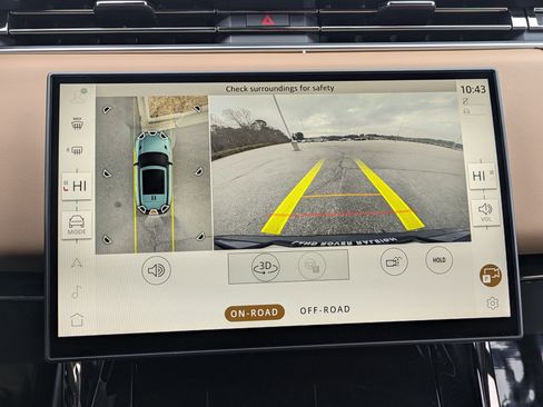 New 2026 Land Rover Range Rover Sport Dynamic SE image 14