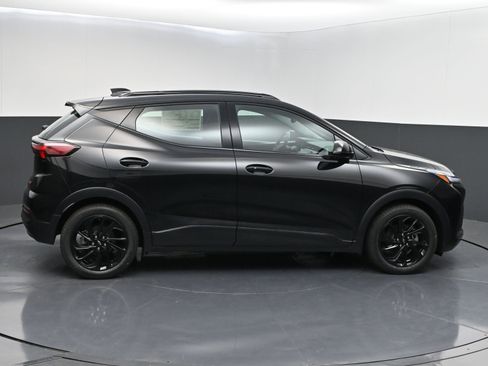 New 2027 Chevrolet Bolt RS w/ Technology Package FWD image 8