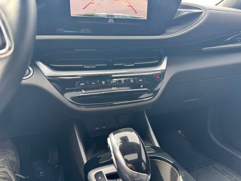 Used 2024 Buick Envista Avenir FWD image 8
