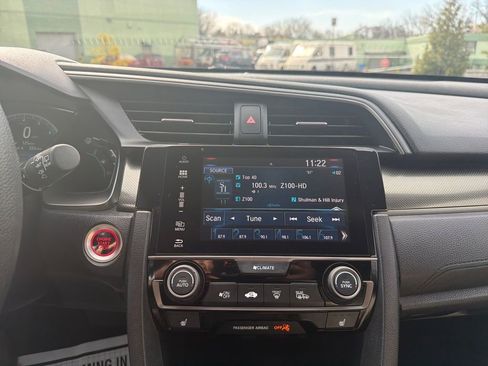 Used 2018 Honda Civic EX image 17