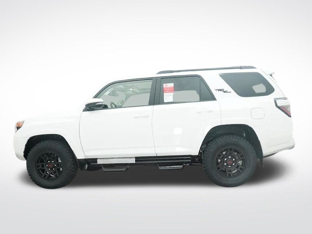 Used 2024 Toyota 4Runner TRD Off-Road Premium w/ Moonroof Package AWD/4WD image 23