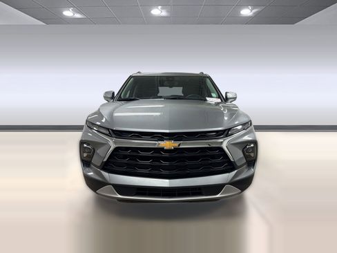 Used 2023 Chevrolet Blazer LT FWD image 5