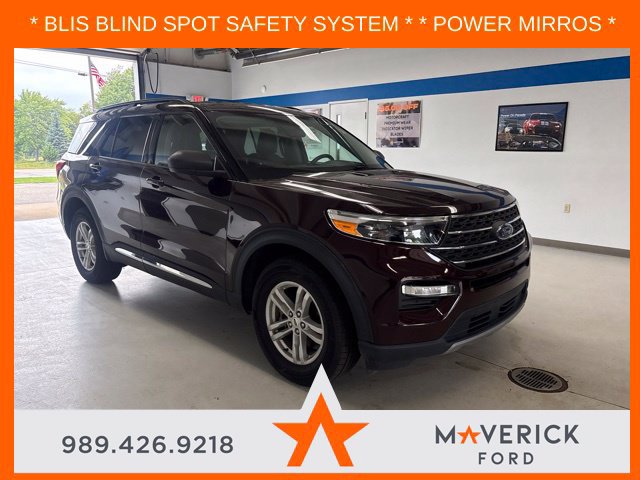 Used 2022 Ford Explorer XLT w/ Equipment Group 202A AWD/4WD image 3