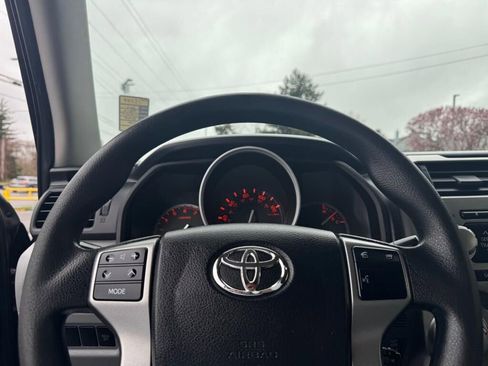 Used 2012 Toyota 4Runner SR5 image 20
