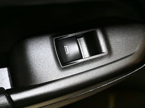 Used 2022 Chevrolet TrailBlazer RS AWD/4WD image 49