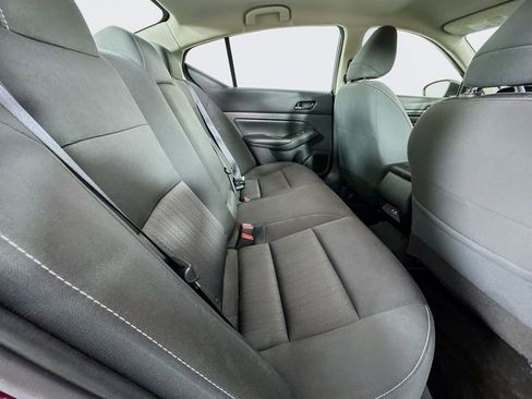 Used 2024 Nissan Altima 2.5 SV image 34