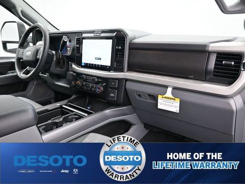 New 2026 Ford F250 XLT w/ XLT Premium Package AWD/4WD image 10
