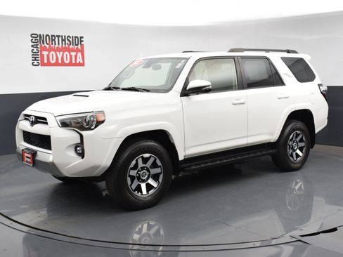 Used 2022 Toyota 4Runner TRD Off-Road Premium image 8