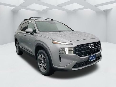 Used 2023 Hyundai Santa Fe SEL image 3