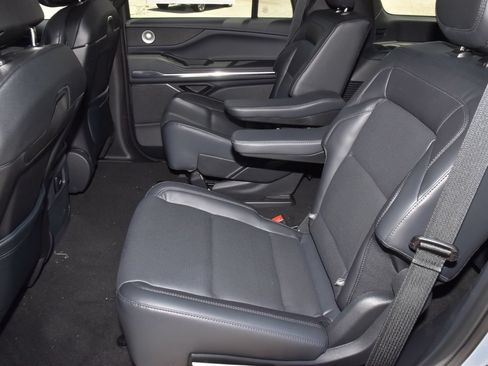 New 2026 Lincoln Navigator Reserve w/ Jet Appearance Package AWD/4WD image 14
