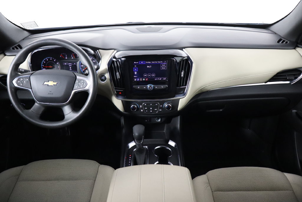 Used 2023 Chevrolet Traverse LS FWD image 13