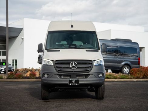 New 2026 Mercedes-Benz Sprinter 2500 image 2